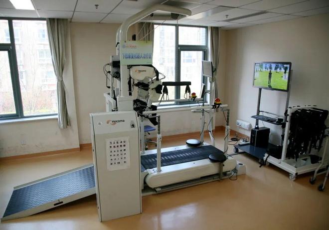 以专业为翼，行康复之实，护生命之安——首都医科大学附属北京康复医院为患者点亮希望之光 康复辅具适配服务